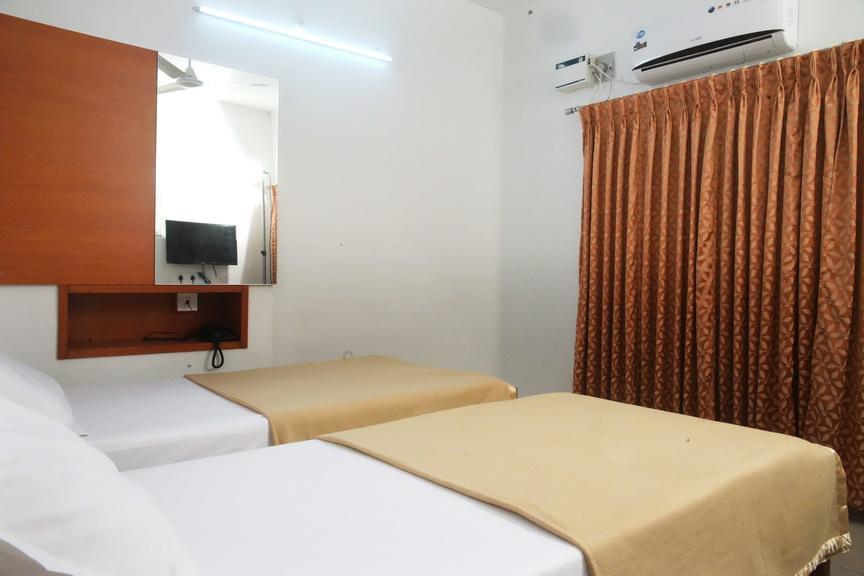 Surag Residency Hotel Tiruchirappalli Kültér fotó
